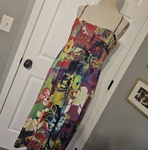 Theme Tropical Floral Midi Dress